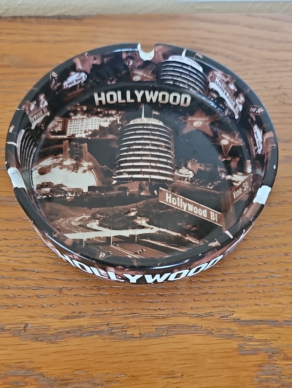 Hollywood Decorative Ashtray - Souvenir Home Accent not used ceramic